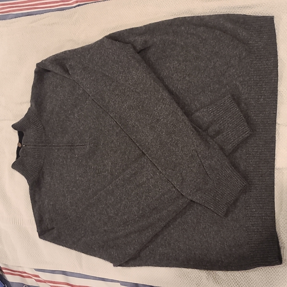 Men's cashmere sweater